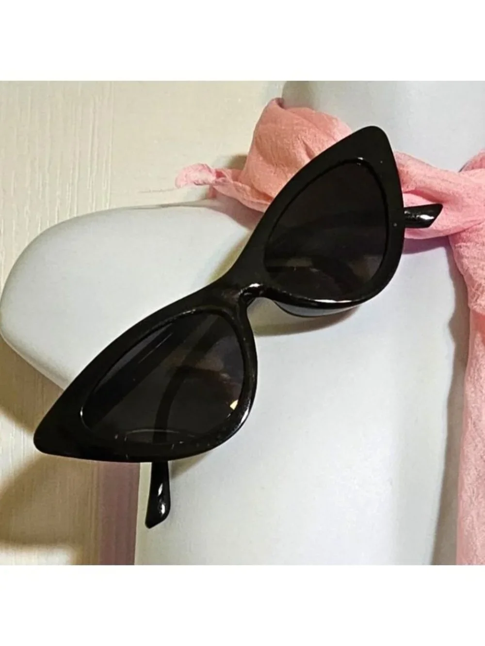 Poodle Skirt Costume Girls S/M 50s Sock Hop Glasses Scarf Halloween Pink Satin